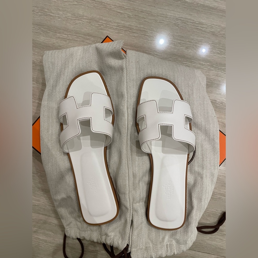 New! Hermes Oran Sandals- never warn